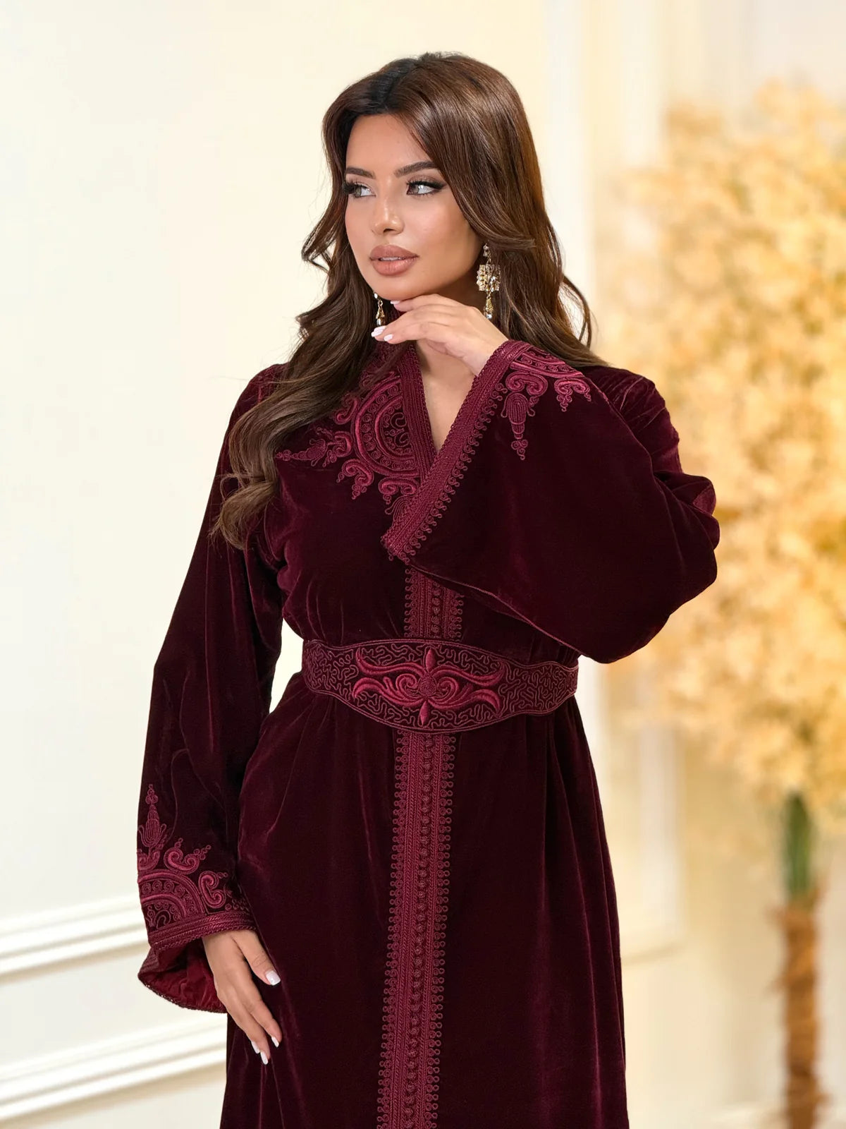 Insaf Bourgondische Kaftan – Handgemaakte Marokkaanse Jurk – productweergave 8