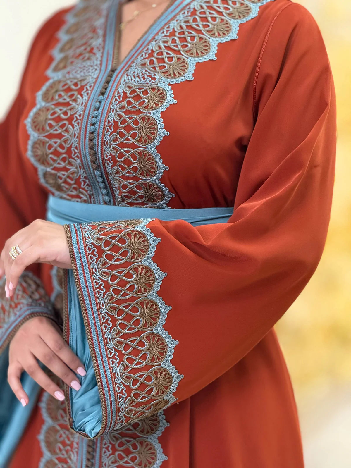 Rawia Rode Kaftan – Handgemaakte Marokkaanse Jurk – productweergave 7