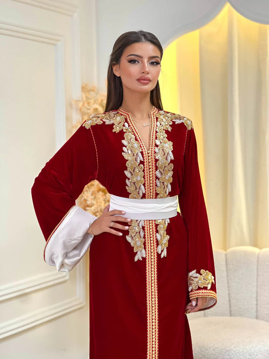 Dania Rode Kaftan – Handgemaakt met Gouden Parel Borduursel