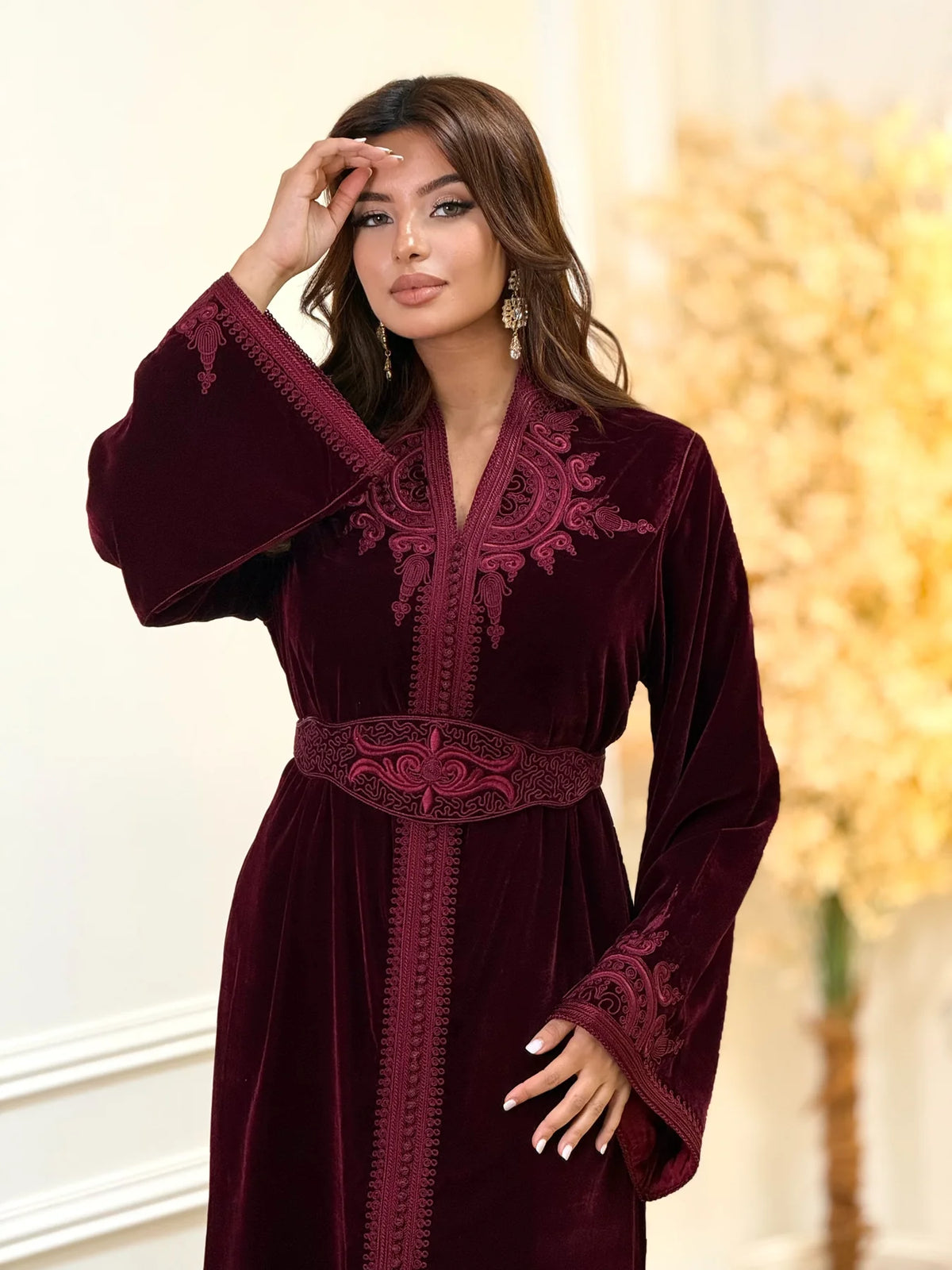 Insaf Bourgondische Kaftan – Handgemaakte Marokkaanse Jurk – productweergave 7