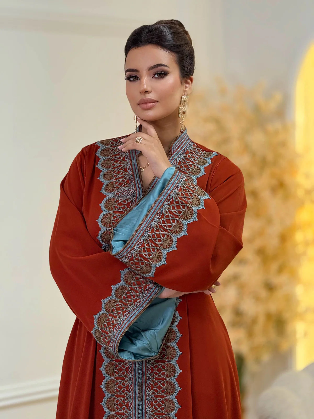 Rawia Rode Kaftan – Handgemaakte Marokkaanse Jurk – productweergave 4