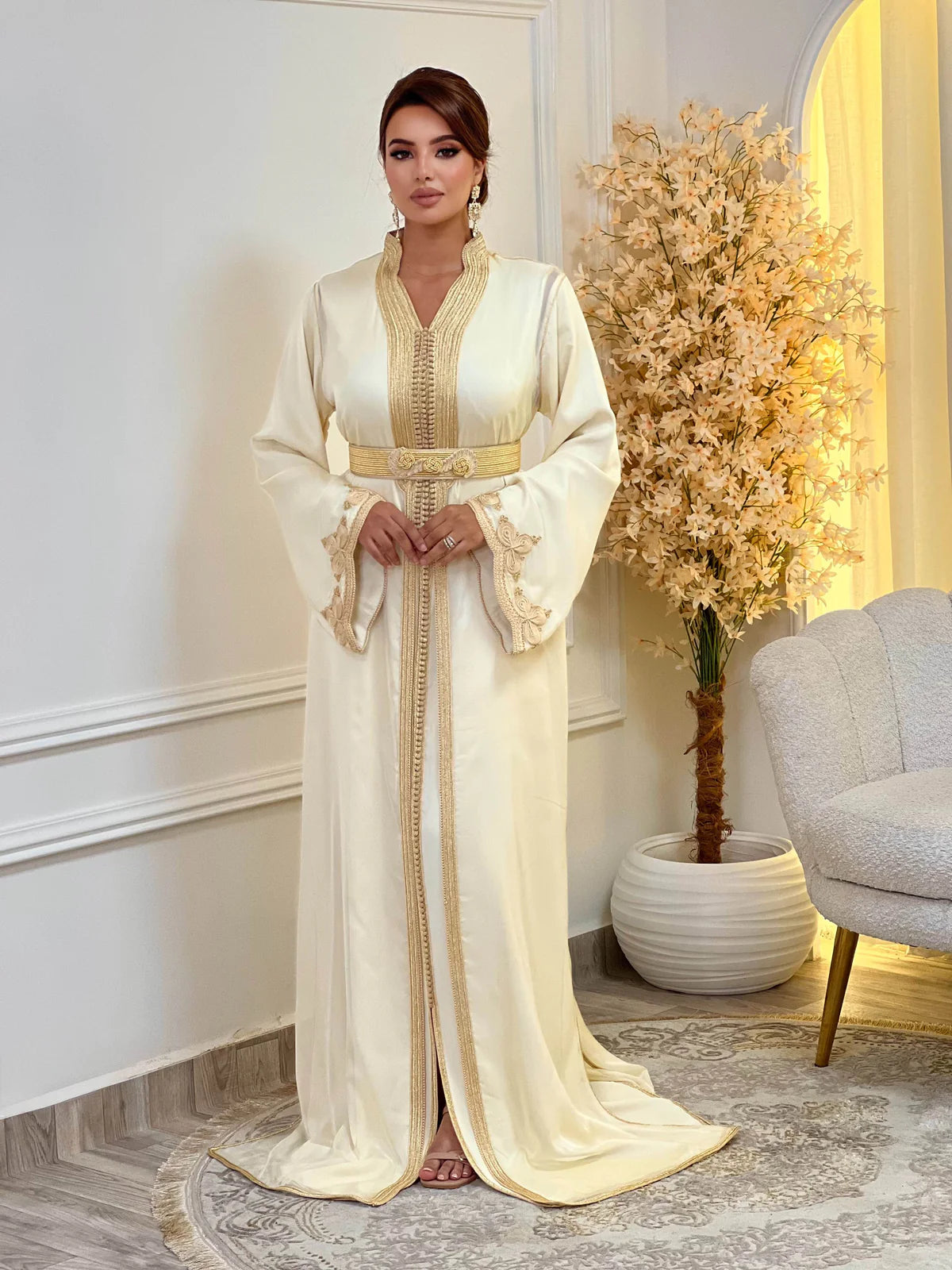 Samira Beige Takshita – Tweedelige Marokkaanse Ceremoniejurk